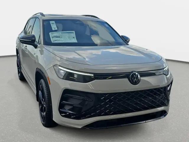 2026 Volkswagen Tiguan SE R-Line Black