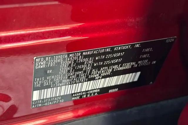 2025 Toyota RAV4 Hybrid XLE