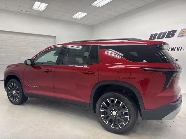 2026 Chevrolet Traverse FWD LT