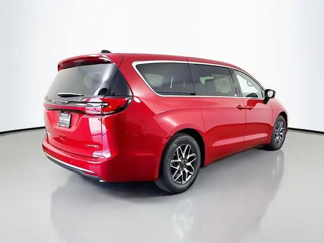 2027 Chrysler Pacifica Limited