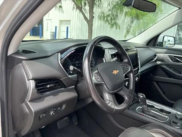 2020 Chevrolet Traverse FWD LT Leather