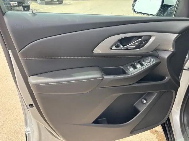 2020 Chevrolet Traverse FWD LT Leather