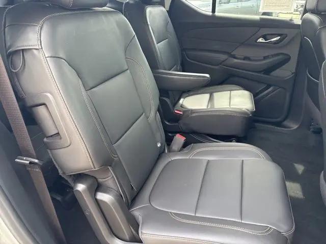 2020 Chevrolet Traverse FWD LT Leather