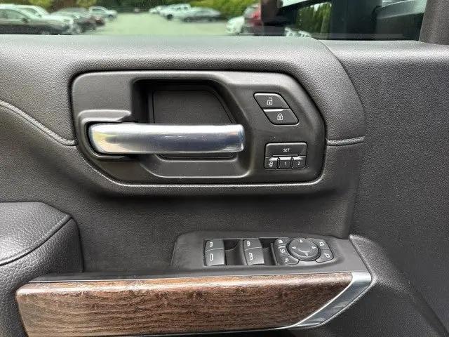 2020 GMC Sierra 2500HD 4WD Crew Cab Standard Bed Denali