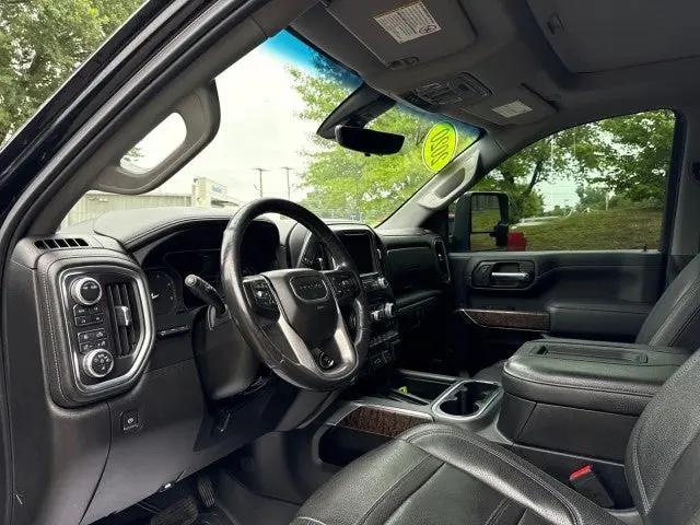 2020 GMC Sierra 2500HD 4WD Crew Cab Standard Bed Denali