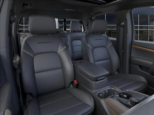2026 GMC Canyon Denali, 4WD