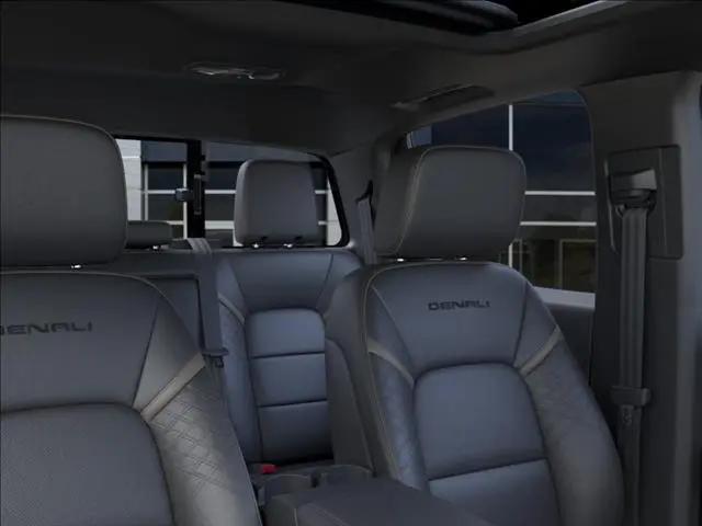 2026 GMC Canyon Denali, 4WD