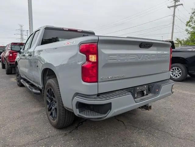 2024 Chevrolet Silverado 1500 4WD Double Cab Standard Bed Custom