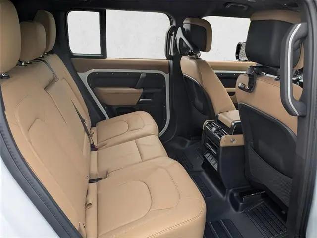 2026 Land Rover Defender P300 S