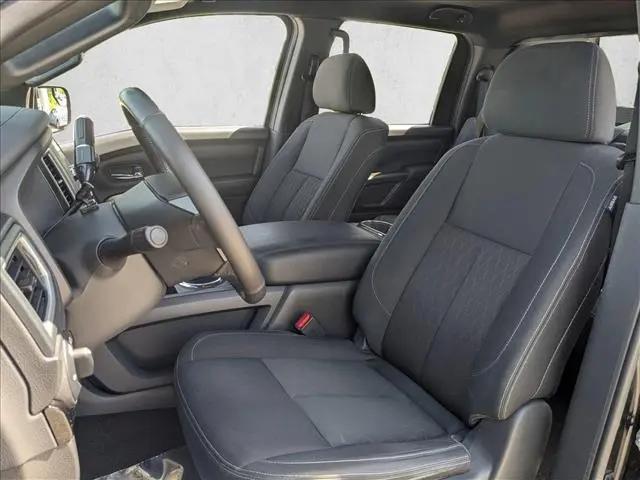 2019 Nissan Titan SV