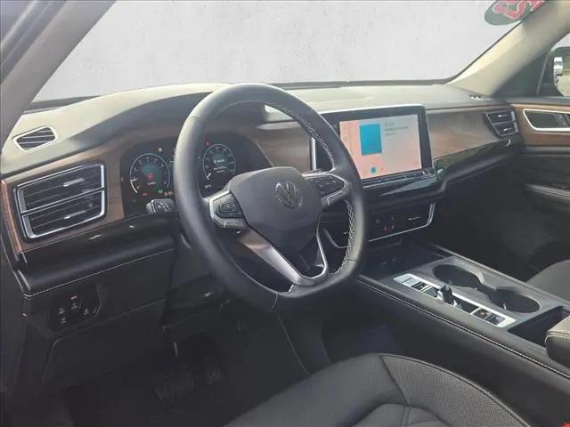 2025 Volkswagen Atlas 2.0T SE