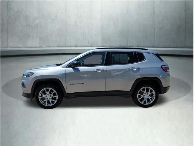 2022 Jeep Compass Latitude Lux 4x4