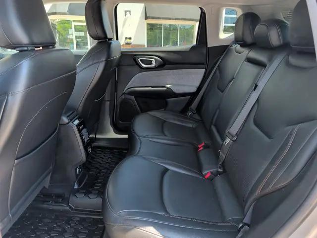 2022 Jeep Compass Latitude Lux 4x4