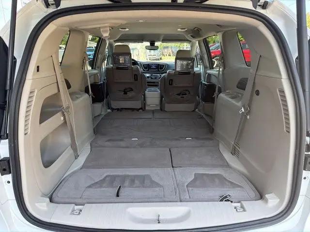 2018 Chrysler Pacifica Touring L Plus