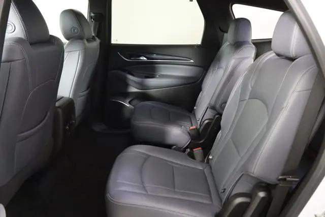 2023 Buick Enclave Essence FWD