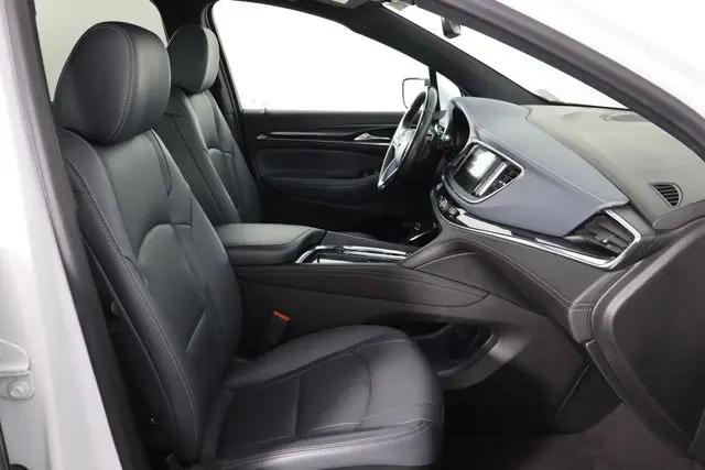 2023 Buick Enclave Essence FWD