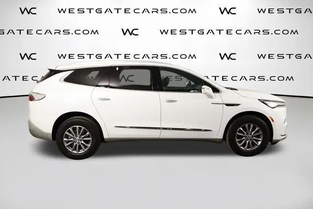 2023 Buick Enclave Essence FWD