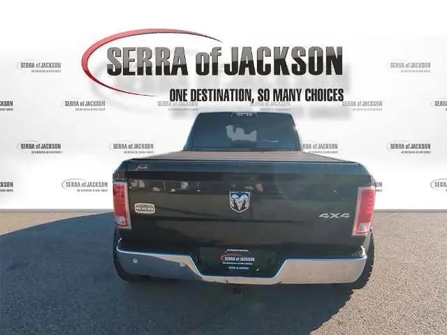 2017 Ram 3500 Laramie Longhorn Crew Cab 4x4 8' Box