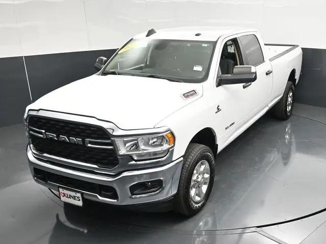 2022 Ram 2500 Big Horn Crew Cab 4x4 8' Box