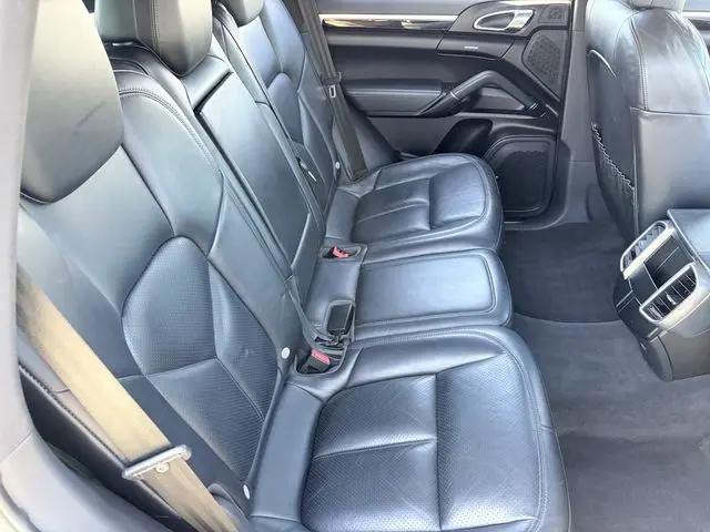 2018 Porsche Cayenne Cayenne