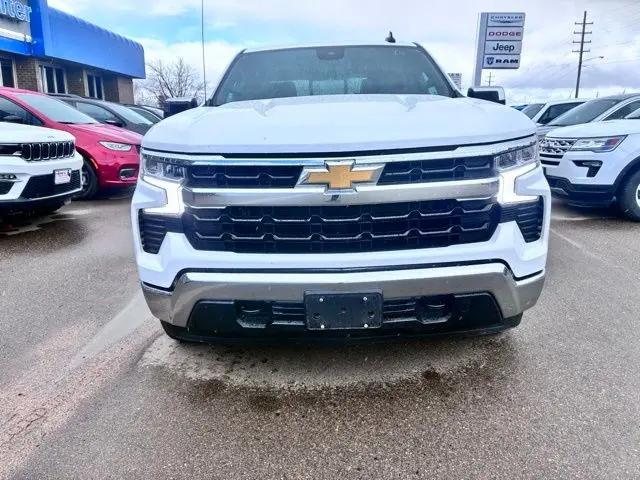 2023 Chevrolet Silverado 1500 4WD Crew Cab Standard Bed LT