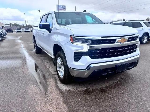 2023 Chevrolet Silverado 1500 4WD Crew Cab Standard Bed LT