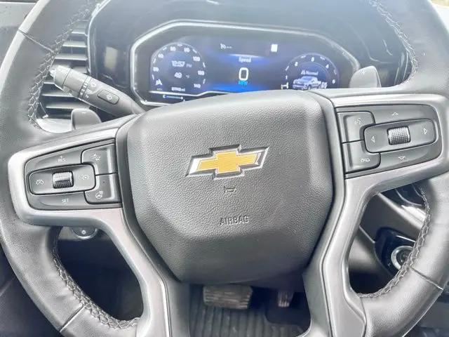 2023 Chevrolet Silverado 1500 4WD Crew Cab Standard Bed LT