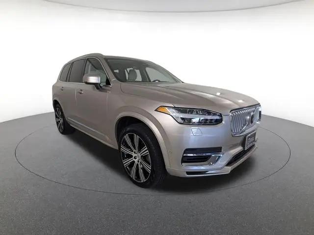 2024 Volvo XC90 Recharge T8 Plus 6-Seater