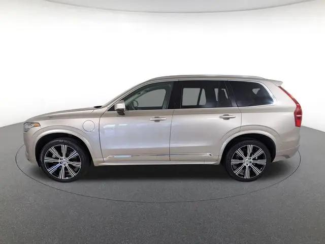 2024 Volvo XC90 Recharge T8 Plus 6-Seater