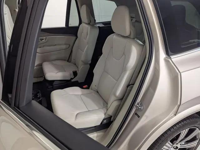 2024 Volvo XC90 Recharge T8 Plus 6-Seater