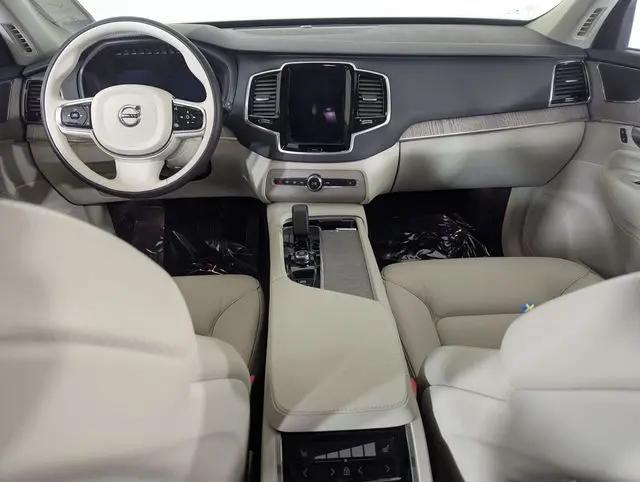 2024 Volvo XC90 Recharge T8 Plus 6-Seater