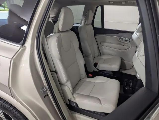 2024 Volvo XC90 Recharge T8 Plus 6-Seater