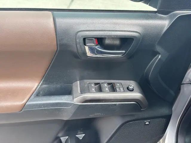 2017 Toyota Tacoma Limited