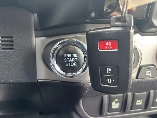 2017 Toyota Tacoma Limited