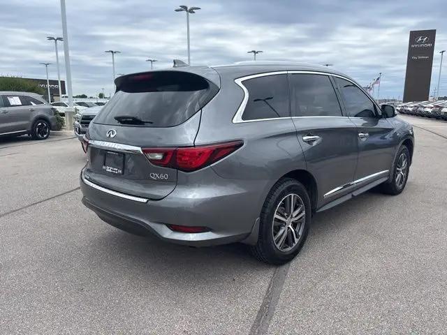 2019 INFINITI QX60 LUXE