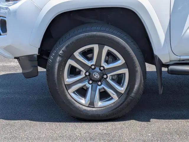 2017 Toyota Tacoma Limited
