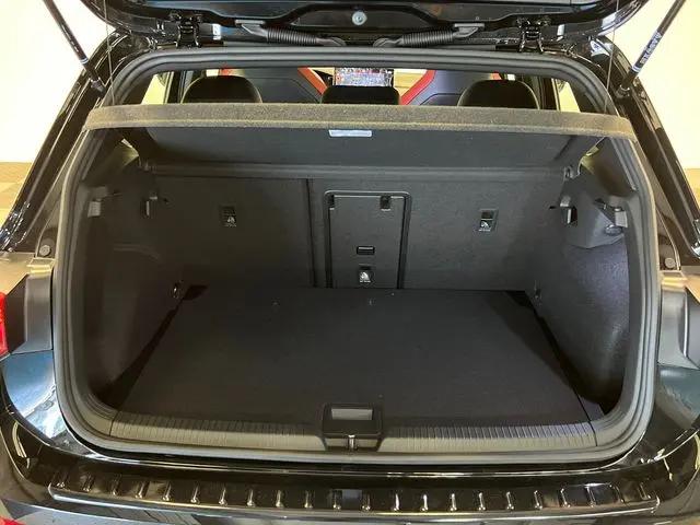 2026 Volkswagen Golf GTI SE
