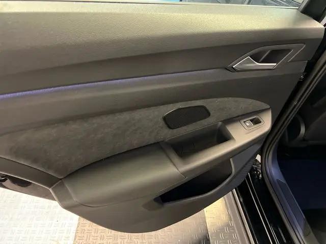 2026 Volkswagen Golf GTI SE