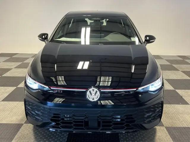 2026 Volkswagen Golf GTI SE