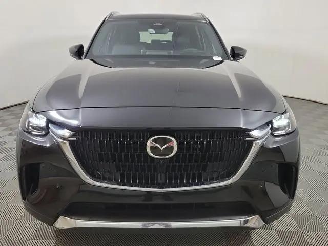 2024 Mazda X-90 Premium Plus
