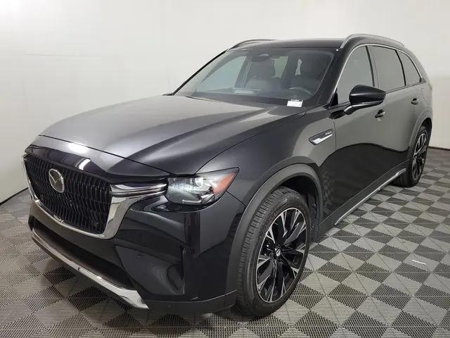 2024 Mazda X-90 Premium Plus
