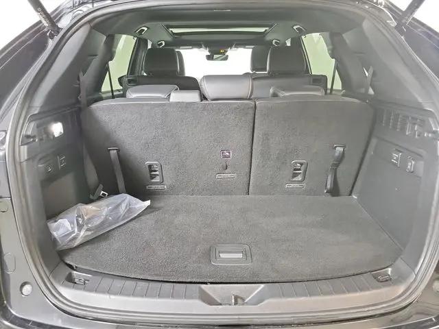 2024 Mazda X-90 Premium Plus