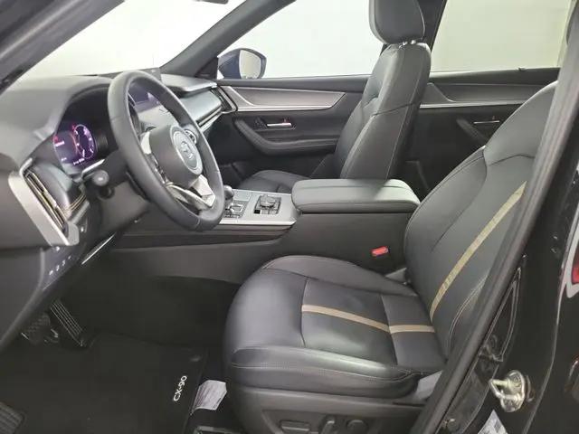 2024 Mazda X-90 Premium Plus