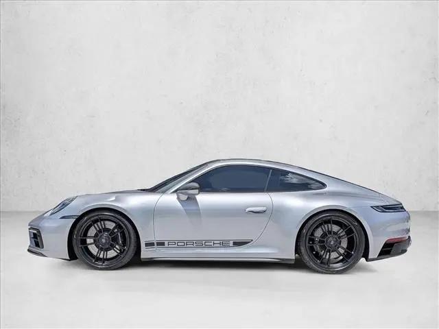 2024 Porsche 911 Carrera 4 GTS