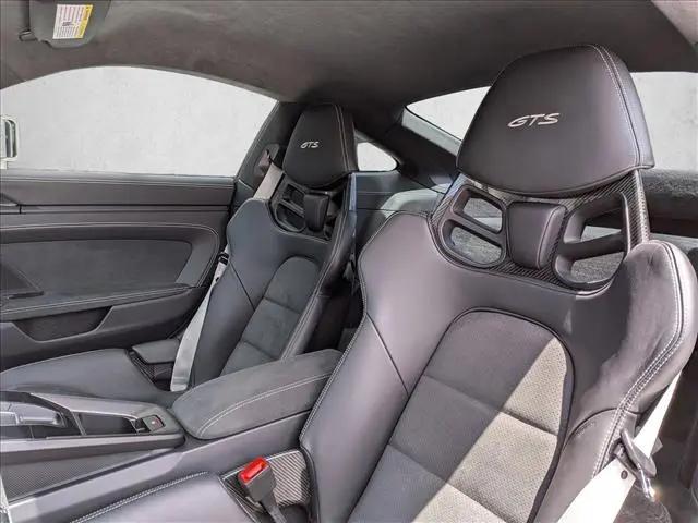 2024 Porsche 911 Carrera 4 GTS