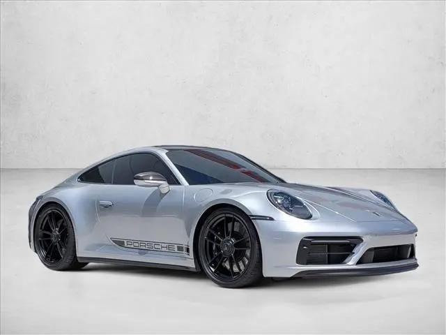 2024 Porsche 911 Carrera 4 GTS