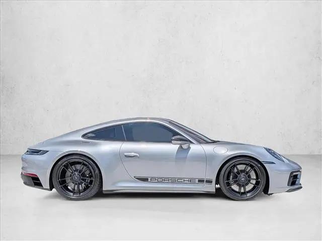2024 Porsche 911 Carrera 4 GTS