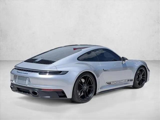 2024 Porsche 911 Carrera 4 GTS