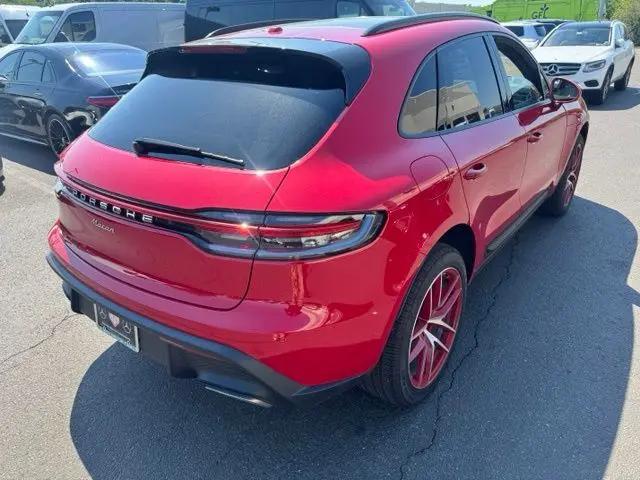 2026 Porsche Macan Macan