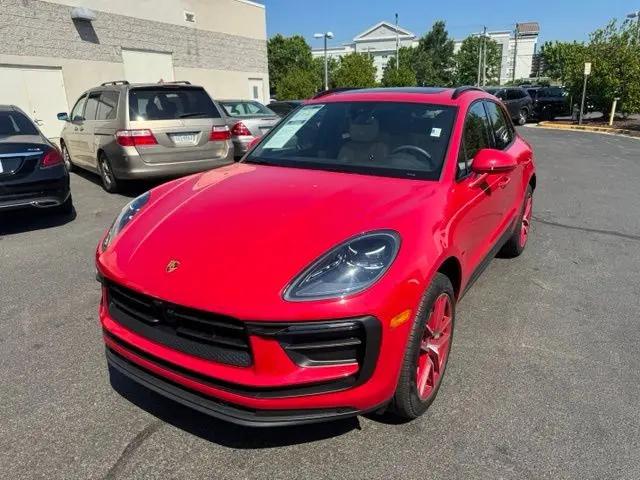 2026 Porsche Macan Macan